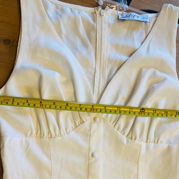 Petal & Pup White Maxi Dress with Buttons - NWT - Picture 6 of 7